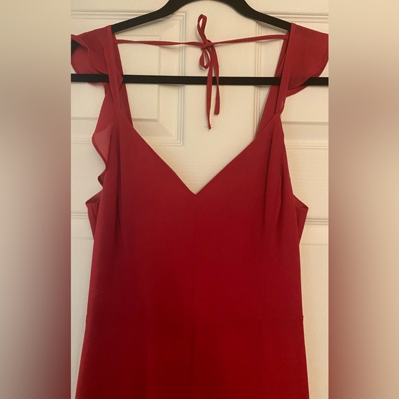 SOLD🌟 Dynamite flowy red maxi dress - Picture 4 of 6